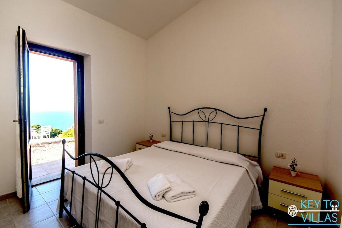 Villa Vista - Key To Villas Коста-Парадисо Экстерьер фото