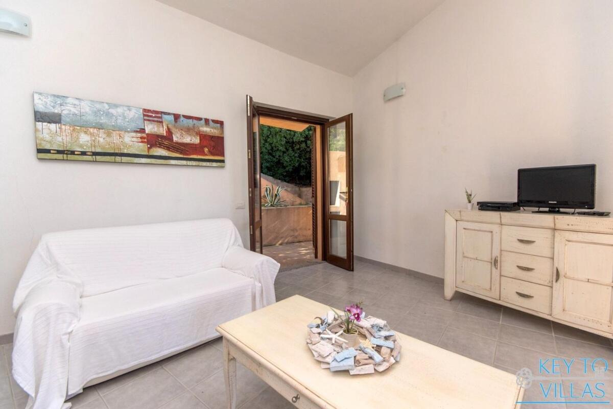 Villa Vista - Key To Villas Коста-Парадисо Экстерьер фото